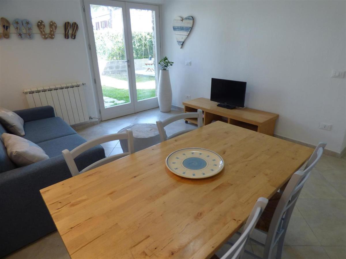 Ferienwohnung Tundra 1 Tirrenia Exterior foto